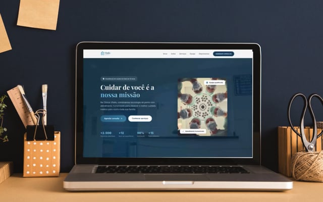 Mockup de site profissional desenvolvido pela AuroraCodeTech